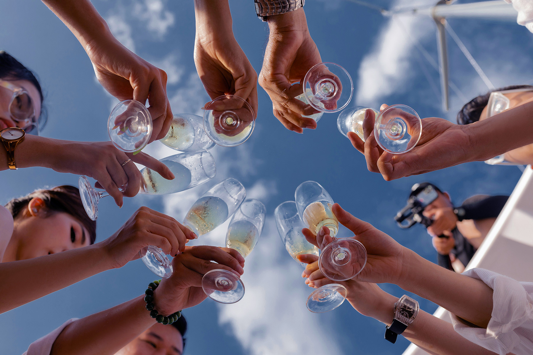 Festeggiare annoversario, compleanno o proposta di matrimonio in barca a vela in Liguria